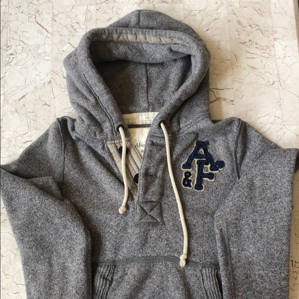 Abercrombie & Fitch pullover hoodie. Very soft.